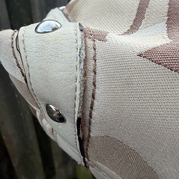 Coach Purse Carly Tote Bag Tan Jacquard C Pattern With White Leather Trim - Picture 9 of 16